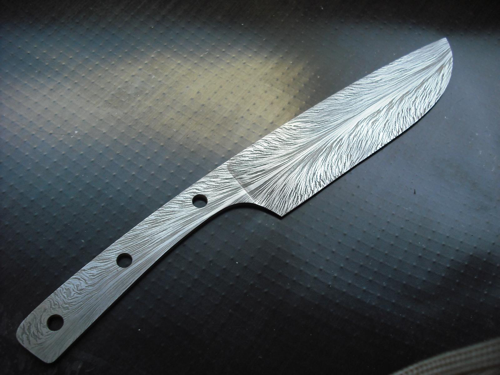 Feather Damascus Kitchen knife blank RHS.