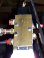 Air-Mite 4 way valve
