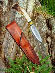 Handmade_Stag_and_Amber_Handle_Knife