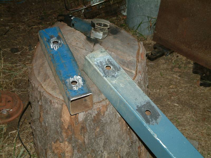 Treadle hammer 2 - pin holes
