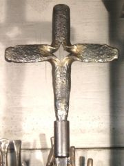 Split Cross 2 1/2" Round Bar