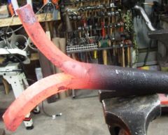 Split Cross 2 1/2" Round Bar