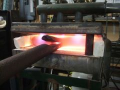 Split Cross 2 1/2" Round Bar