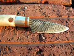 First_Knife_007a