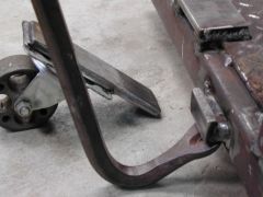 anvil_stand_detail_004