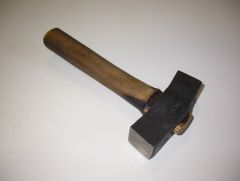 Carving hammer