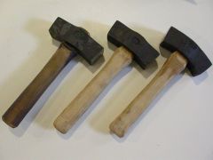 Carving stone tools