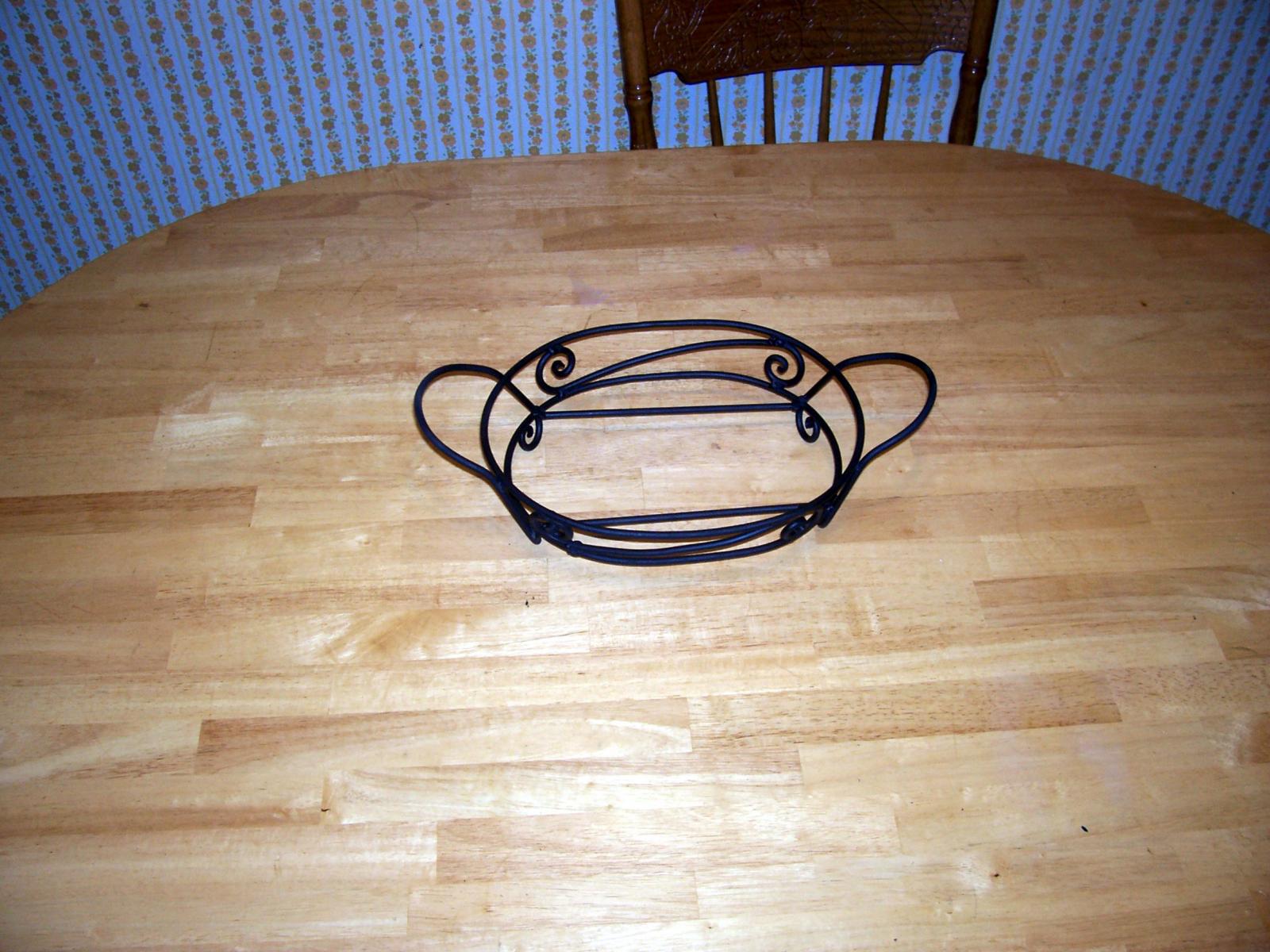 Oval Casserole dish Holder