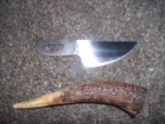 Knife and handle