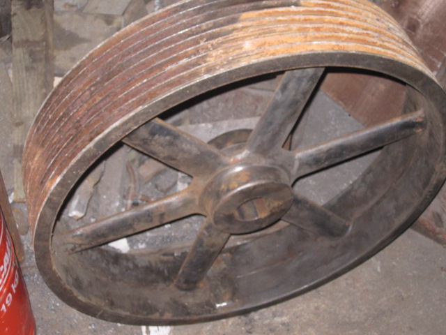 Helve Hammer drive wheel