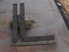 New Orleans HL hinge