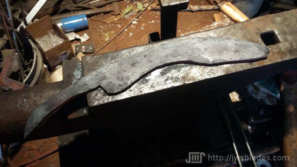 san-mai-kukri-11.thumb.jpg.6e4355dd57d83