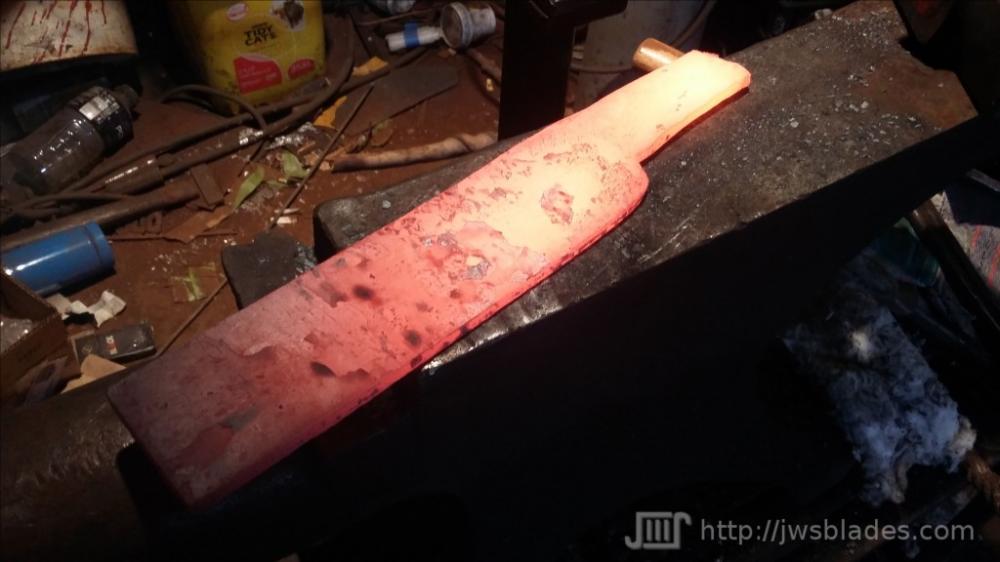 san-mai-kukri-7.thumb.jpg.e51270df7b111c