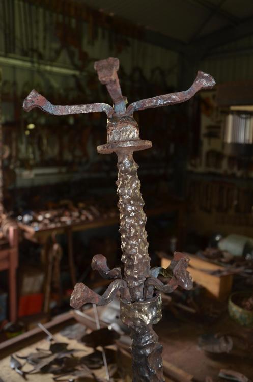 hat stand2.jpg