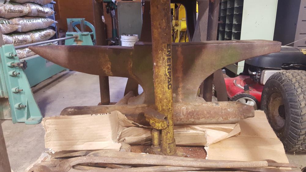 Anvil Unmarked 20160731_192019.jpg
