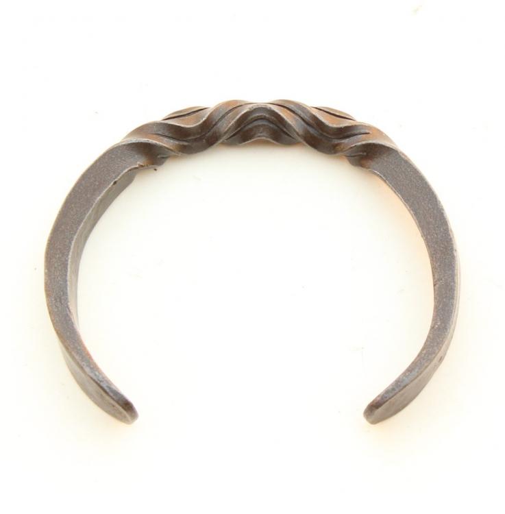 AI197 - Forge Bracelet