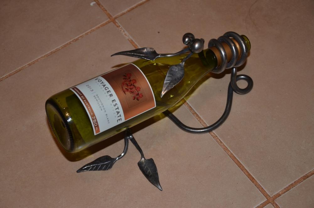 wine bottle 2.JPG