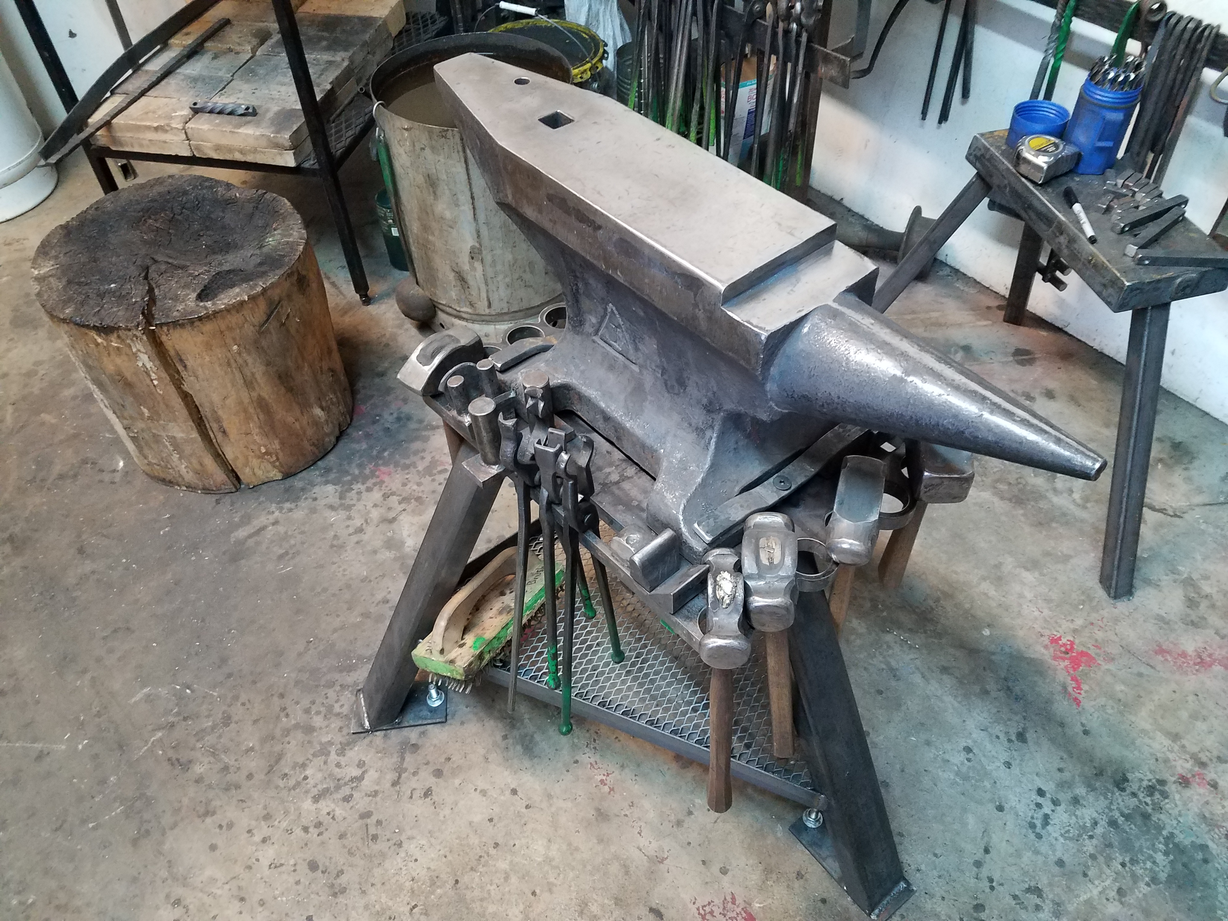 Anvil Stands. Make'em nice and clean - Stands for Anvils, Swage Blocks, etc  - I Forge Iron