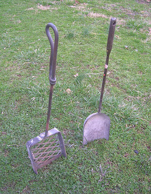 charcoal shovel 2.jpg