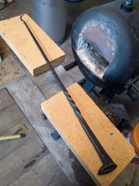 forge104.jpg
