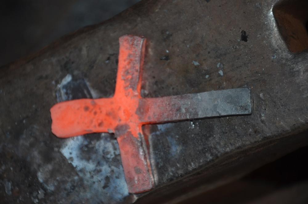 ankh b.JPG