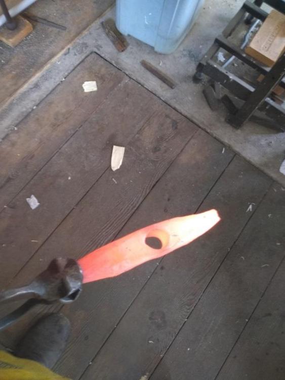 forge211a.jpg