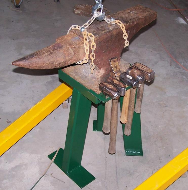 398320095_Anvilstandhammerrack0s.thumb.jpg.086053902ba4991d0d0deeea4cc889ad.jpg