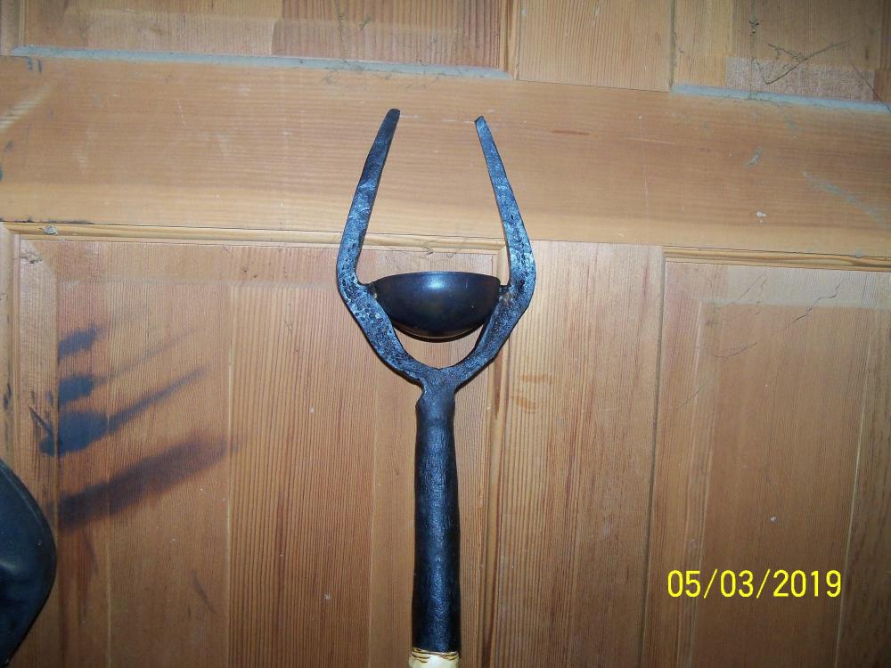 100_2044.thumb.JPG.b934822a5966cce35dd21158cd779d8e.JPG
