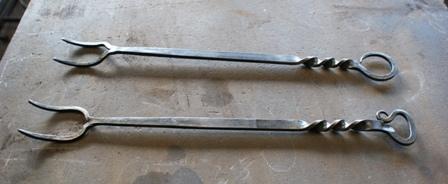 2075778344_Bottleopenermodtotoastingforkhandle(3).JPG.fb3d4244f620fc507dd0fe83c6aef5d4.JPG