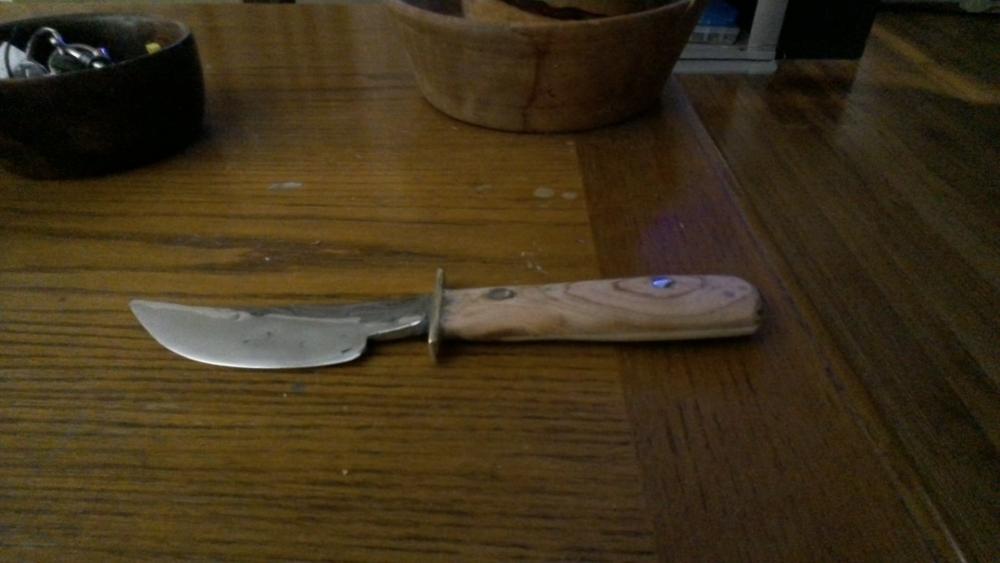 latestknife51521.jpg