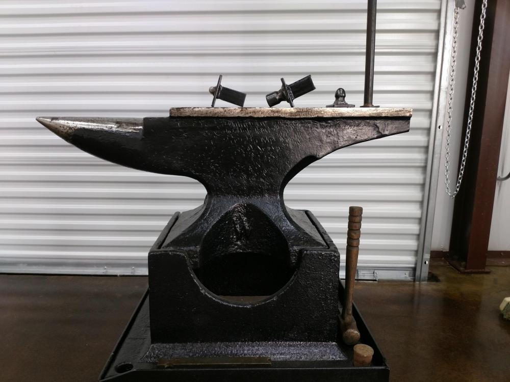 anvil1.jpg