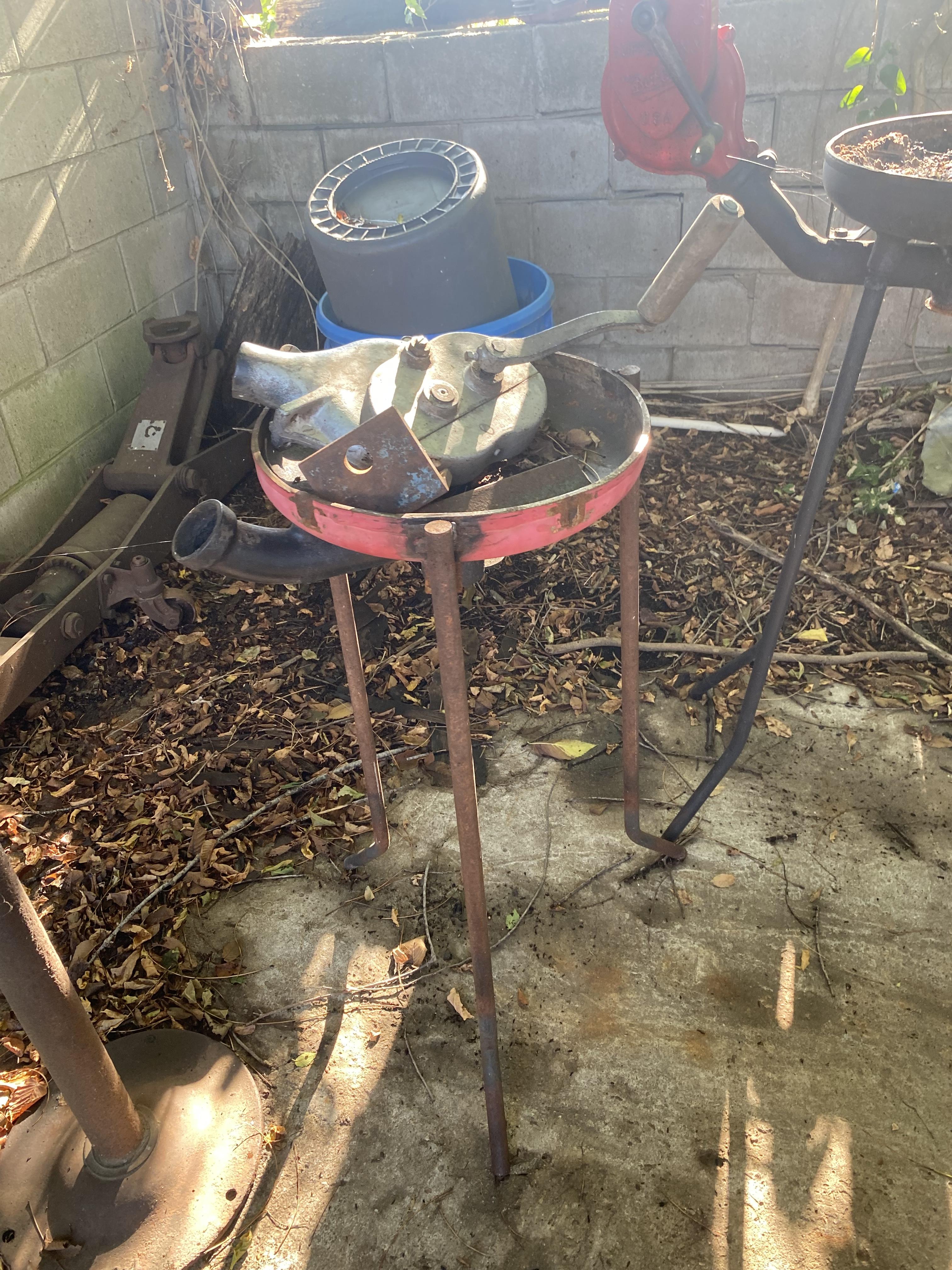I would like some thoughts on my charcoal forge : r/Blacksmith
