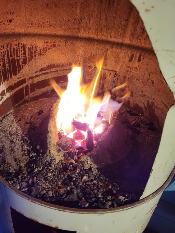Clay firepot 2.jpg