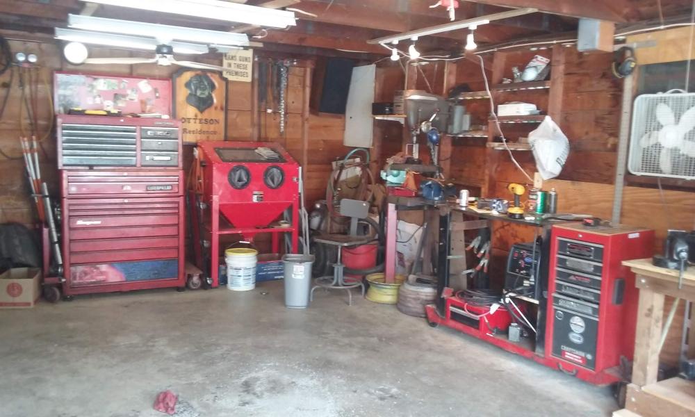 my garage shop..jpg