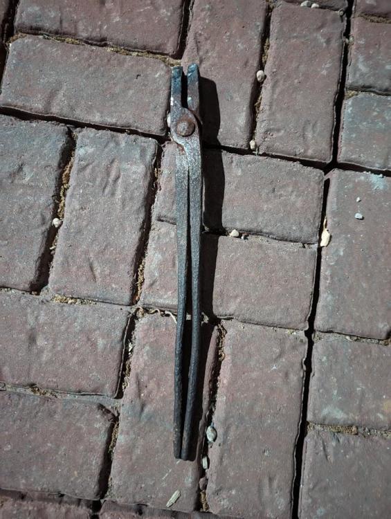 oldtongs.jpg