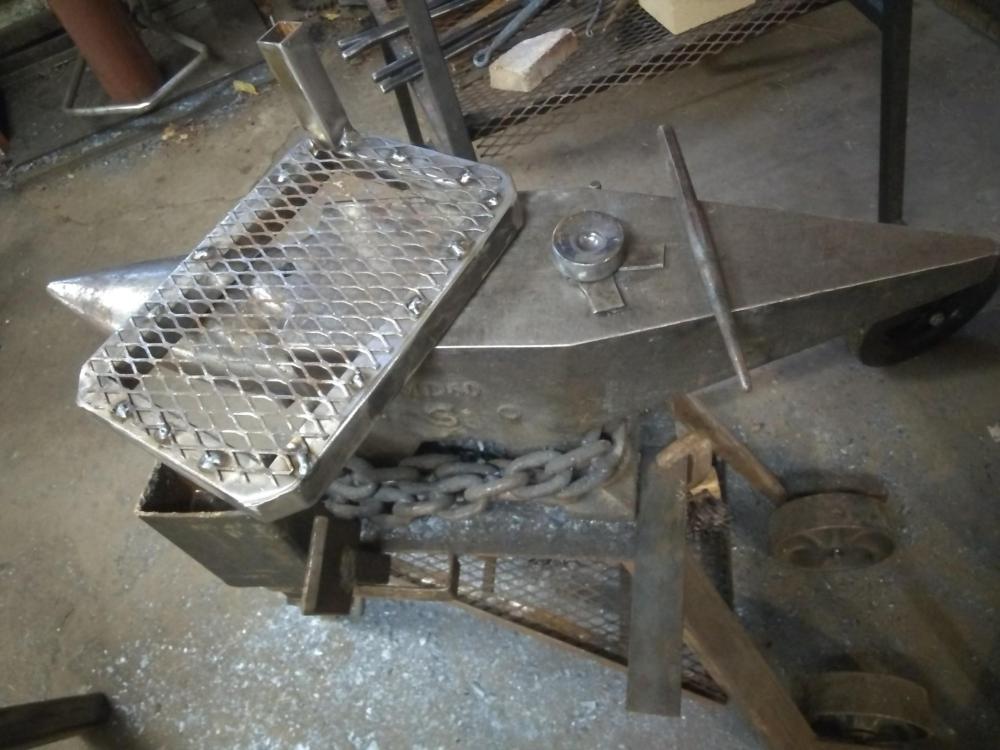 anvil3.jpg